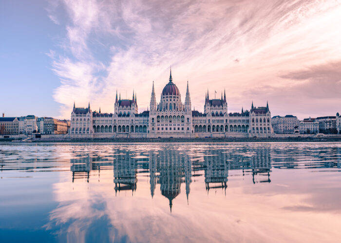 Budapest,Parliament,Building,At,Pink,Clouds,At,Sunrise